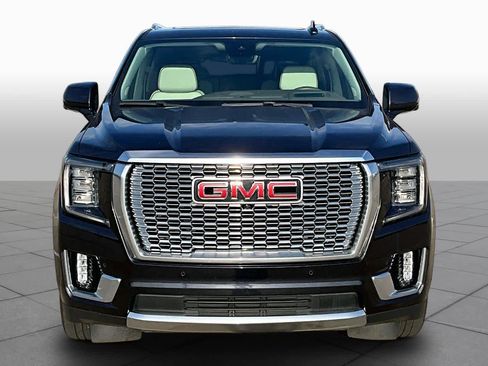 Used 2023 GMC Yukon Denali w/ Denali Reserve Package AWD/4WD image 4