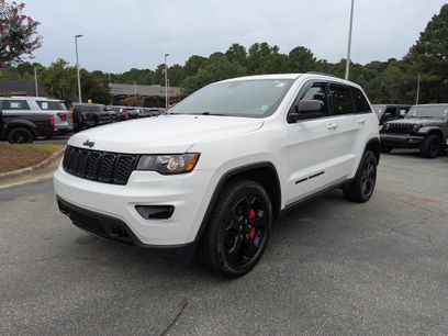 Used 2018 Jeep Grand Cherokee Laredo