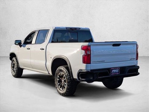 Used 2023 Chevrolet Silverado 1500 ZR2 w/ Technology Package image 7