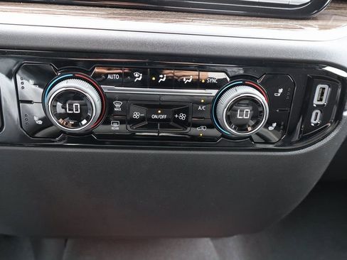 New 2026 Chevrolet Silverado 1500 LT image 10