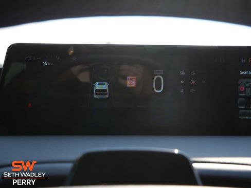 New 2025 Ford Expedition Active image 20