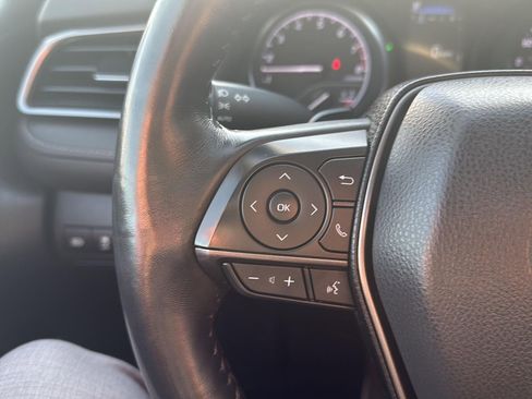 Used 2023 Toyota Camry SE image 14