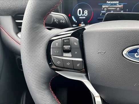 New 2026 Ford Explorer ST-Line w/ ST-Line Street Pack AWD/4WD image 16