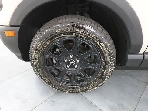 Used 2025 Ford Bronco Sport Badlands image 28