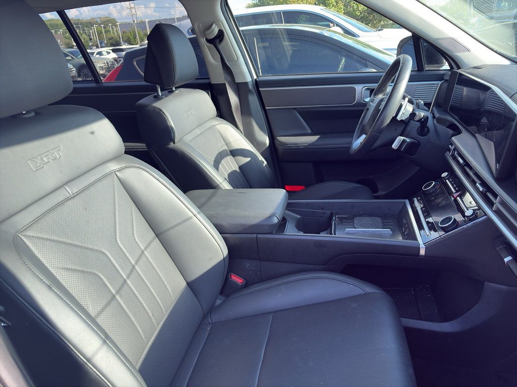 Used 2024 Hyundai Santa Fe XRT AWD/4WD image 3