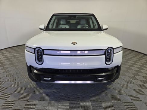 Used 2024 Rivian R1S Adventure image 7
