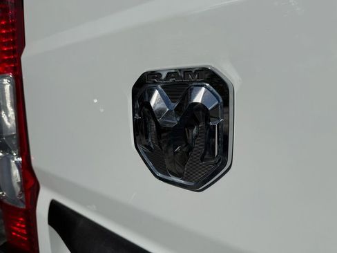 Used 2024 RAM ProMaster 2500 w/ Convenience Group image 13