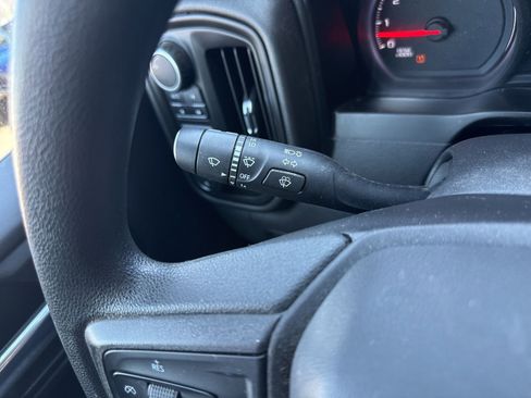 Used 2019 Chevrolet Silverado 1500 Custom Trail Boss w/ Custom Convenience Package image 33