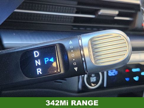 Certified 2025 Hyundai Ioniq 6 SE RWD image 21