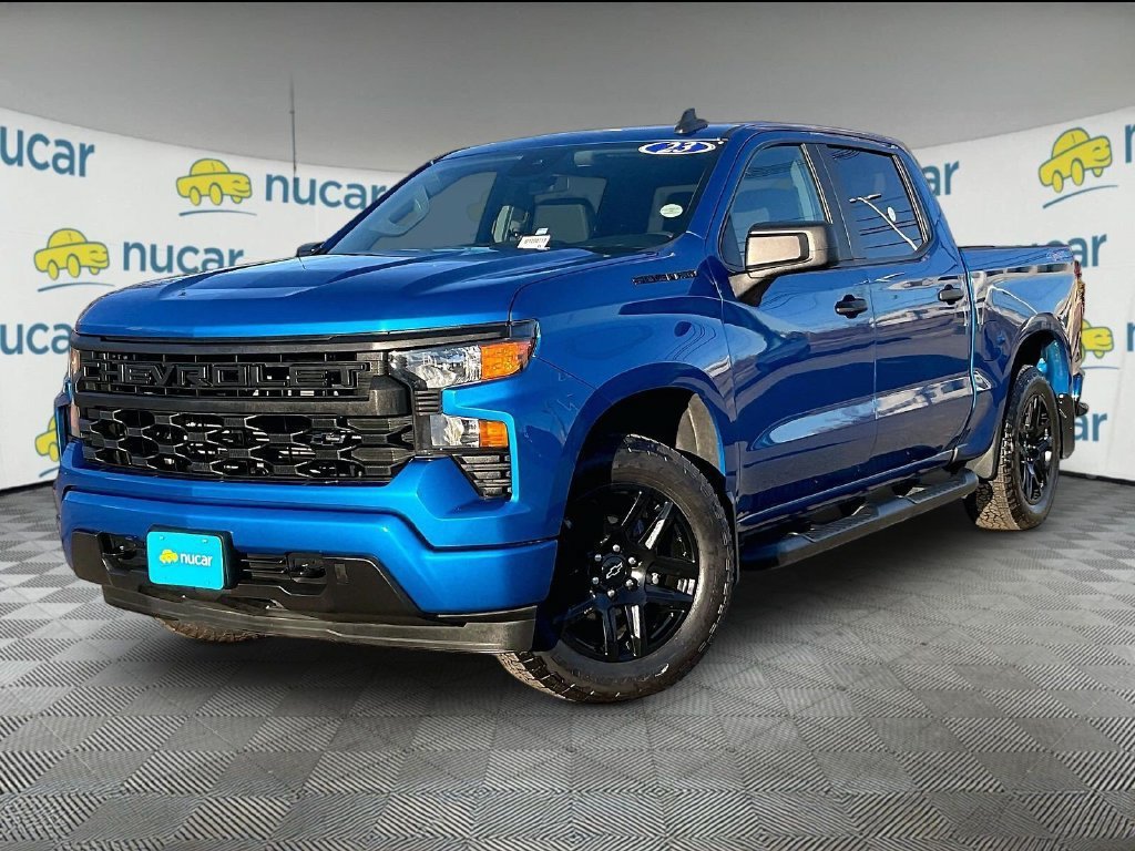 Used 2023 Chevrolet Silverado 1500 Custom w/ 2.7L Blackout Package AWD/4WD image 3