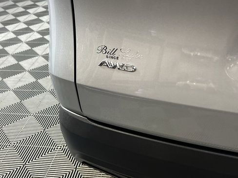 Used 2025 Toyota Grand Highlander AWD image 15