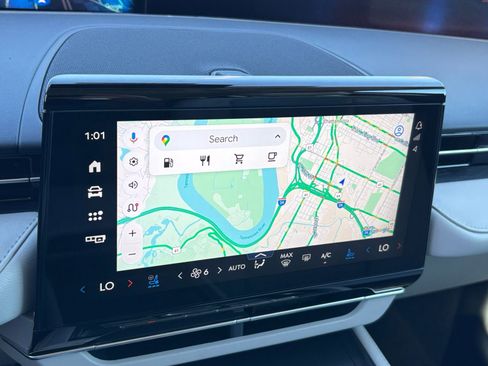 New 2026 Lincoln Nautilus Reserve image 4