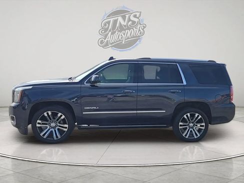 Used 2017 GMC Yukon Denali w/ Open Road Package AWD/4WD image 8