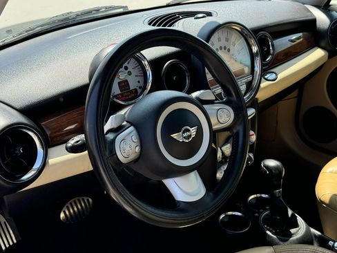 Used 2009 MINI Cooper Clubman S FWD image 15