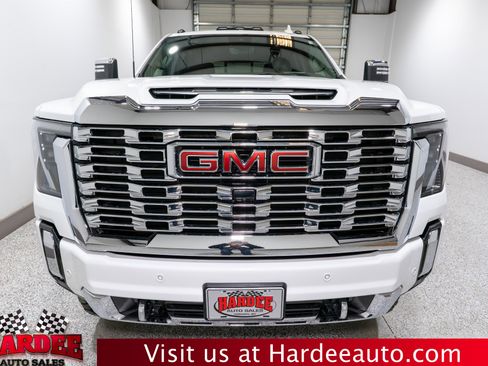Used 2025 GMC Sierra 2500 Denali w/ Denali Reserve Package image 7