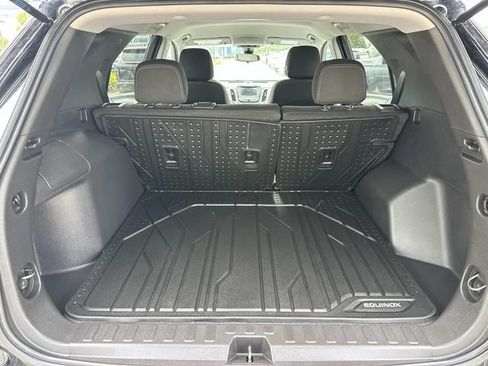 Used 2024 Chevrolet Equinox LS w/ LS Convenience Package FWD image 9