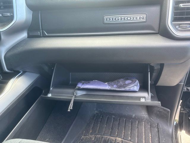 Used 2025 RAM 1500 Big Horn AWD/4WD image 35