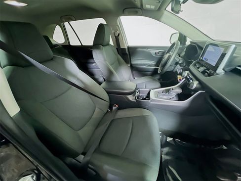 Certified 2025 Toyota RAV4 LE image 24