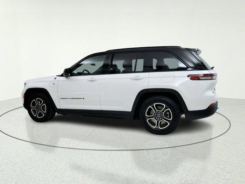 Used 2022 Jeep Grand Cherokee Trailhawk AWD/4WD image 5
