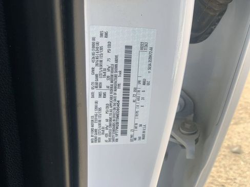 Used 2021 Ford F250 Lariat w/ Lariat Value Package image 33