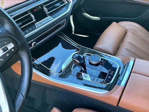Used 2019 BMW X5 xDrive40i w/ Convenience Package AWD/4WD image 14