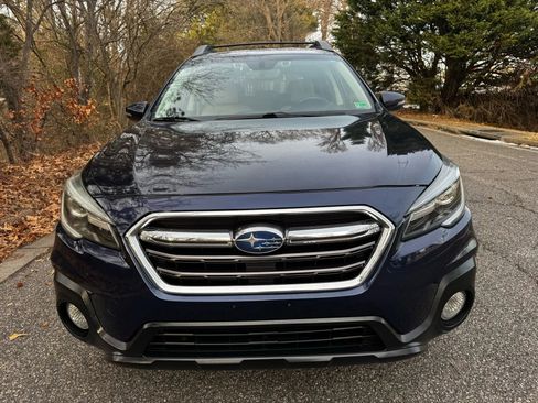 Used 2018 Subaru Outback 2.5i Limited AWD/4WD image 5