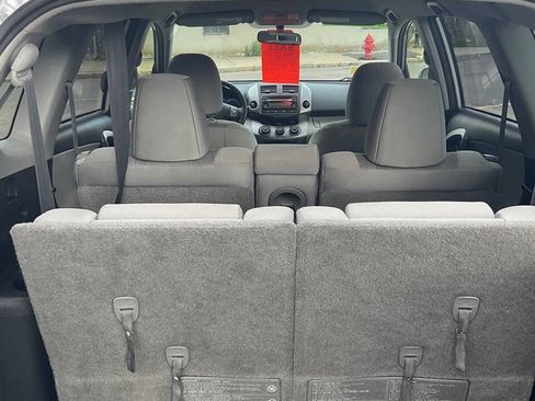 Used 2012 Toyota RAV4 4WD w/ Value Pkg image 7