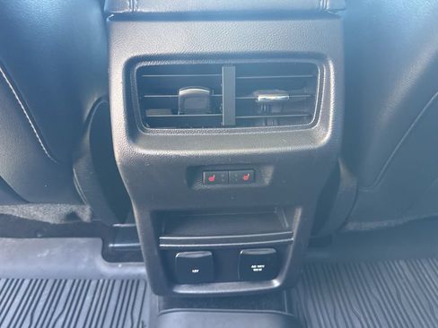 Used 2016 Ford Edge Titanium w/ Equipment Group 302A AWD/4WD image 16
