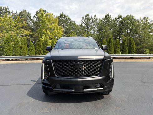 Used 2026 Cadillac Escalade Platinum Sport w/ LPO, ONYX Package AWD/4WD image 54