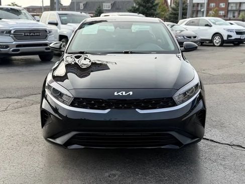 Used 2024 Kia Forte LX FWD image 2