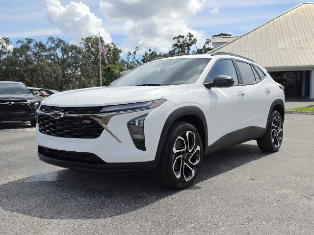 New 2026 Chevrolet Trax RS w/ Driver Confidence Package FWD image 8