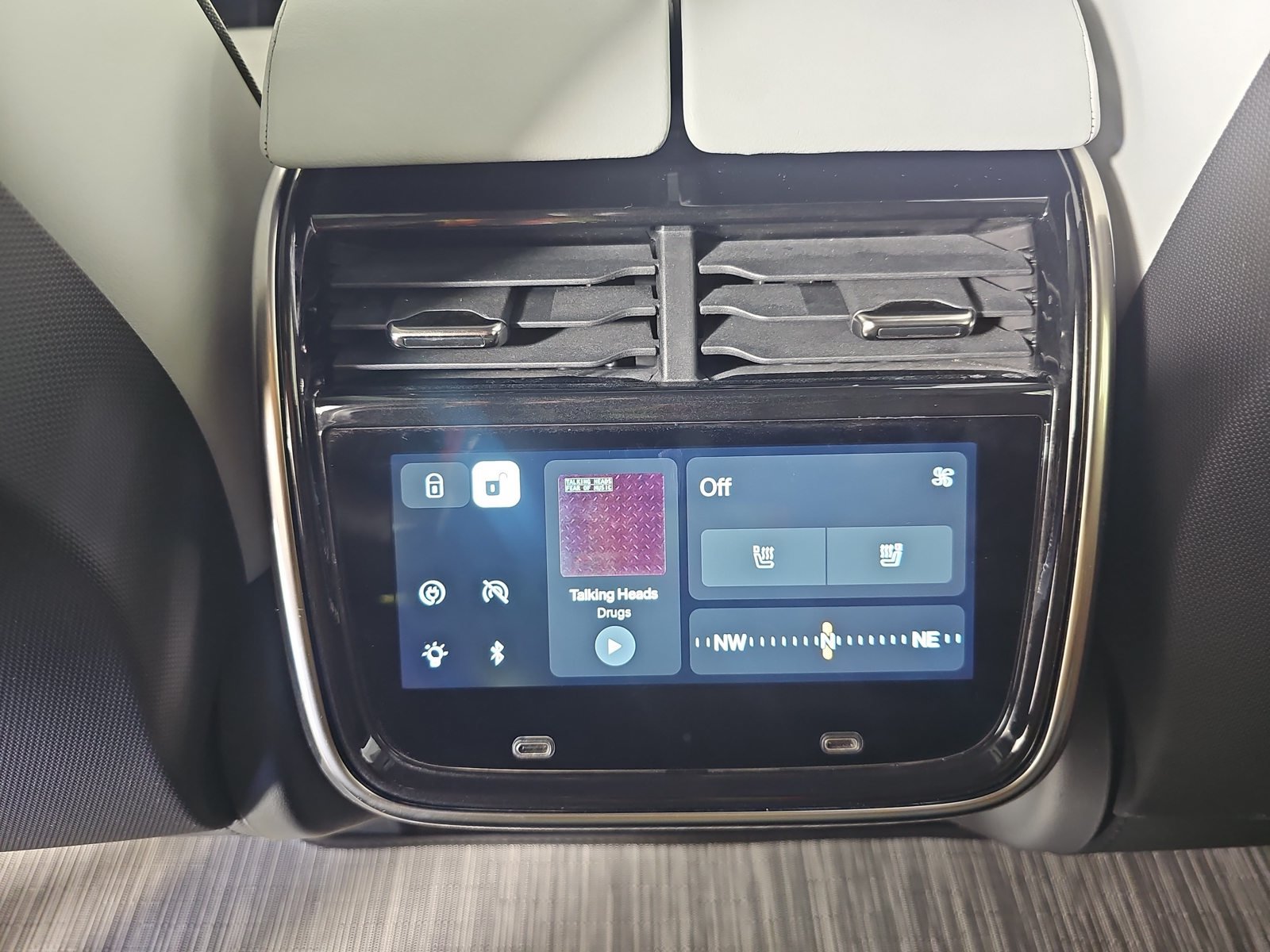 Used 2023 Rivian R1S Adventure Quad AWD/4WD image 28