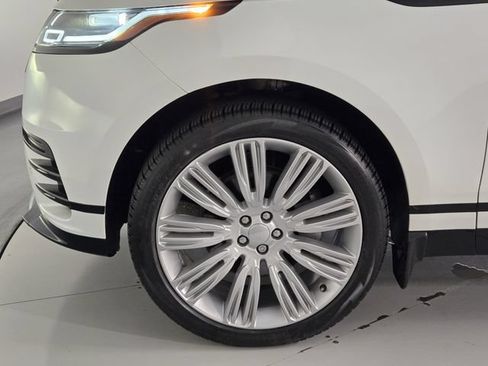 Used 2022 Land Rover Range Rover Velar R-Dynamic S AWD/4WD image 11