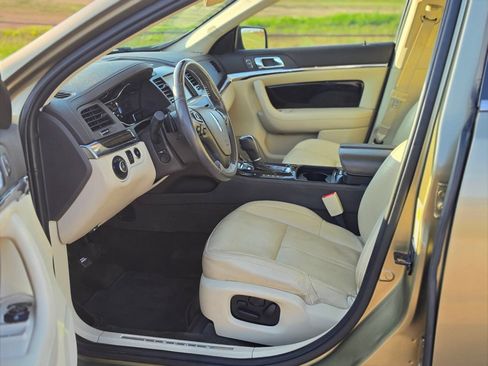 Used 2013 Lincoln MKS AWD image 11