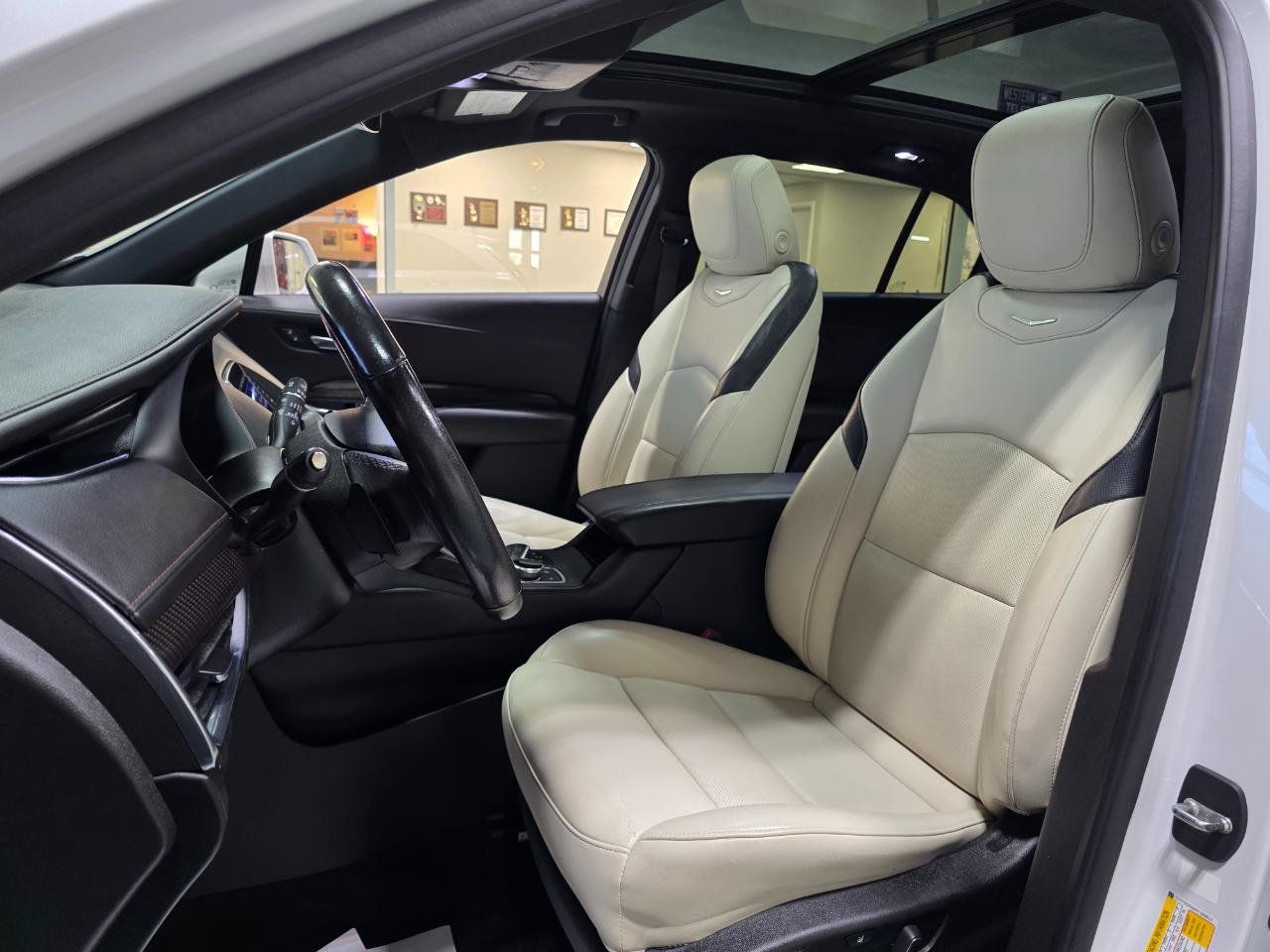 Used 2019 Cadillac XT4 Sport FWD image 15