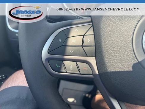 Used 2022 Jeep Cherokee Latitude Lux w/ Sun & Sound Group AWD/4WD image 26