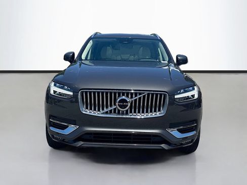Used 2023 Volvo XC90 B6 Plus w/ Protection Package Premier AWD/4WD image 8