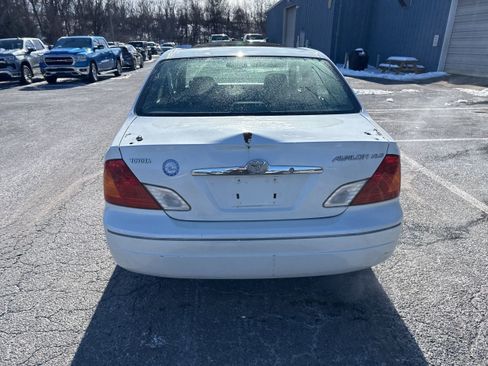 Used 2002 Toyota Avalon XL image 5