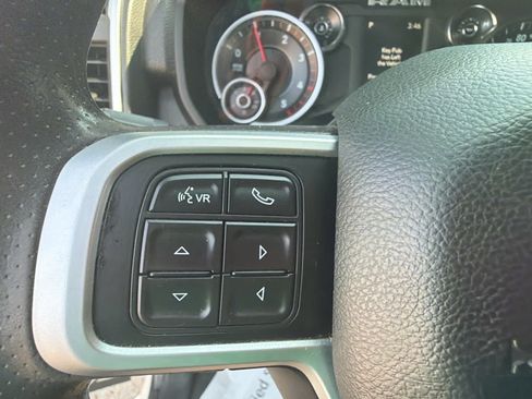 Used 2022 RAM 2500 Big Horn AWD/4WD image 25