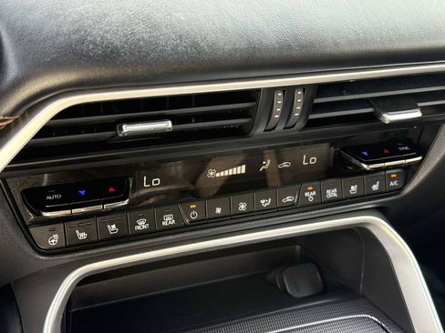 Used 2024 MAZDA CX-90 Plug-In Hybrid w/ Premium Plus AWD/4WD image 15