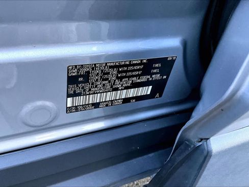 Used 2019 Toyota RAV4 XLE image 34