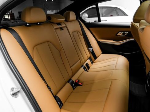 Used 2023 BMW 330i Sedan w/ Premium Package RWD image 35