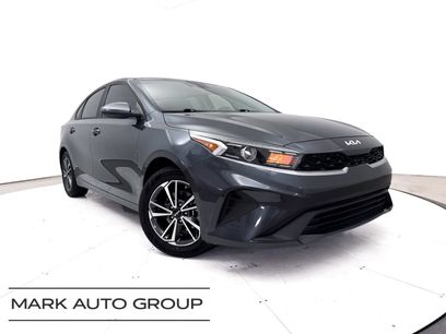 Certified 2023 Kia Forte LXS