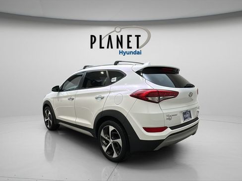 Used 2017 Hyundai Tucson Limited w/ Cargo Package AWD/4WD image 4