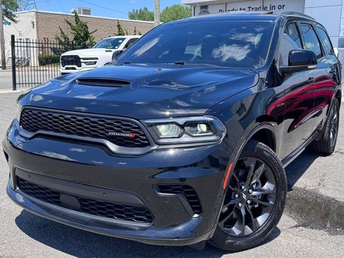 Used 2025 Dodge Durango R/T AWD/4WD image 3