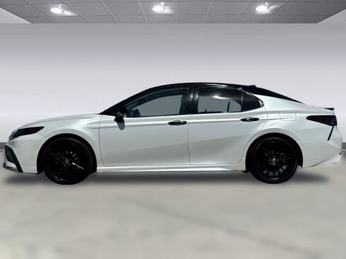 Certified 2021 Toyota Camry XSE FWD image 2