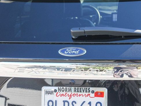 Certified 2023 Ford Explorer XLT w/ Equipment Group 202A image 13