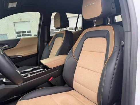 Used 2025 Chevrolet Equinox ACTIV image 13