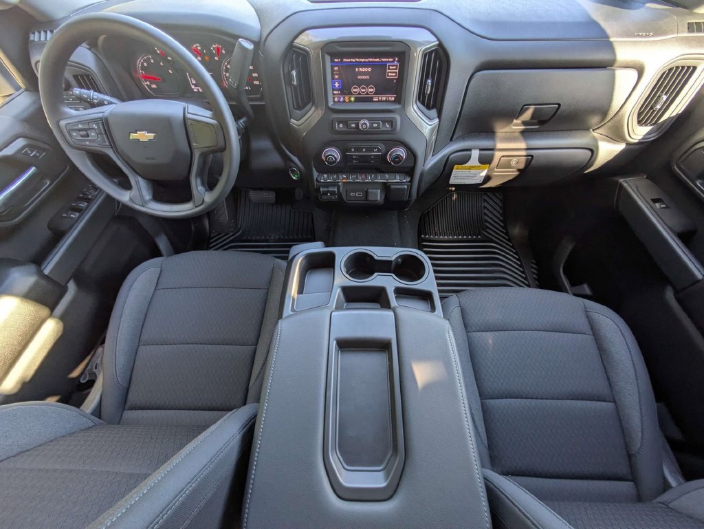 New 2026 Chevrolet Silverado 2500 Custom w/ Custom Value Package AWD/4WD image 17