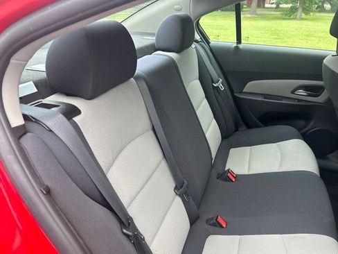 Used 2016 Chevrolet Cruze LS FWD image 23